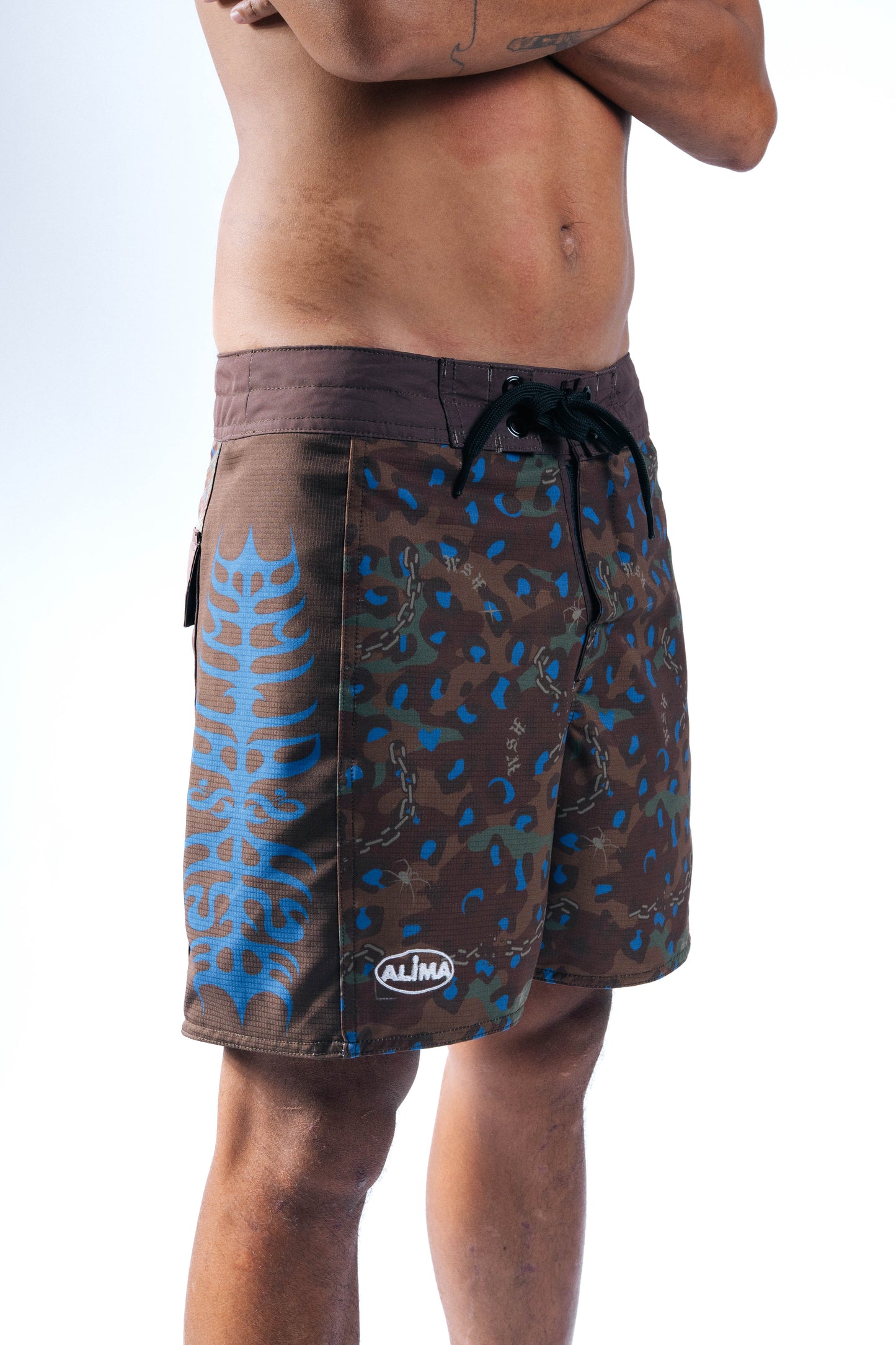 Alima x WSH in Brown/Blue